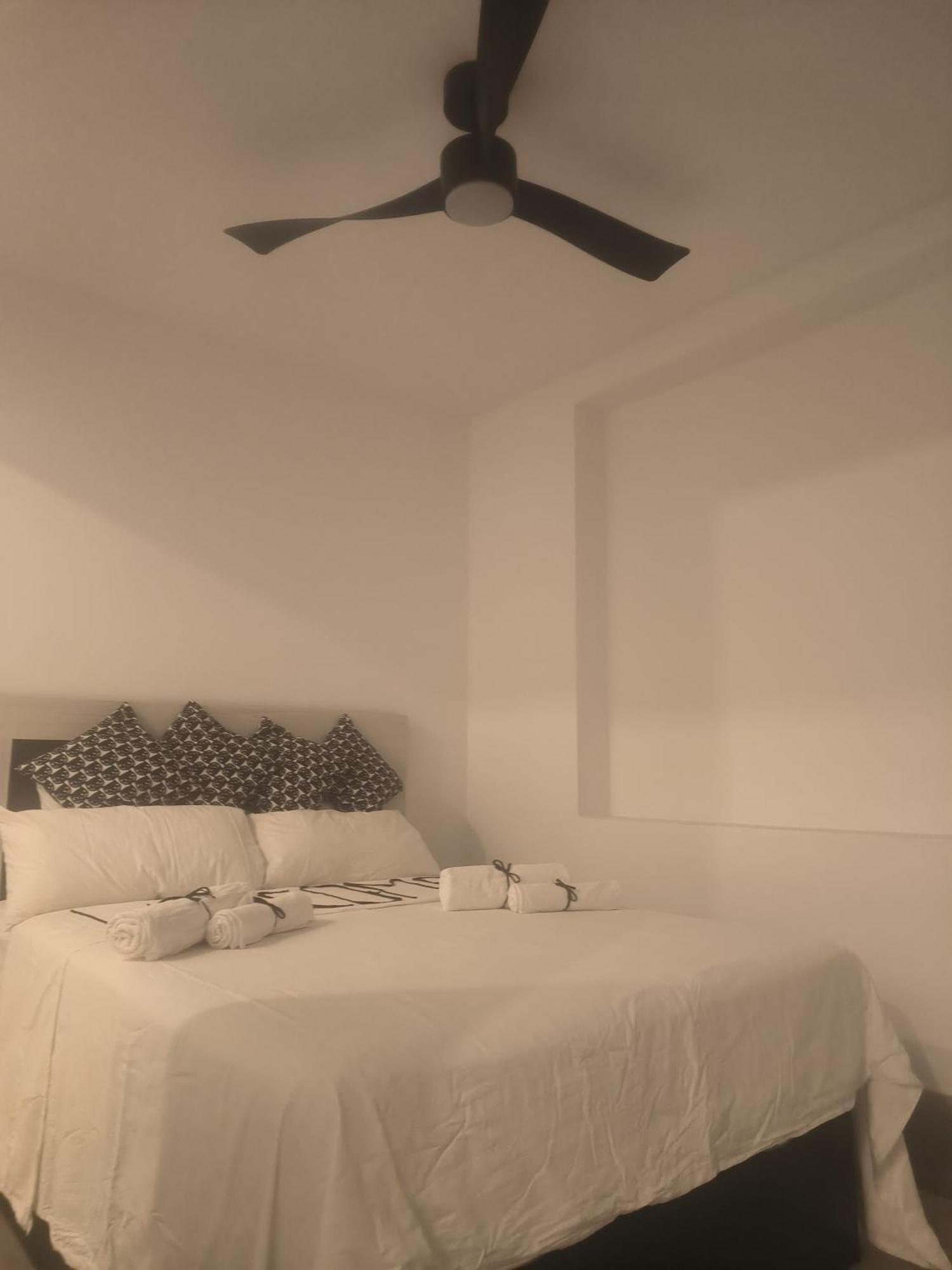 Pinar Suites Habitaciones Torremolinos Exterior foto